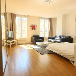  Apartment Rue Francois Miron